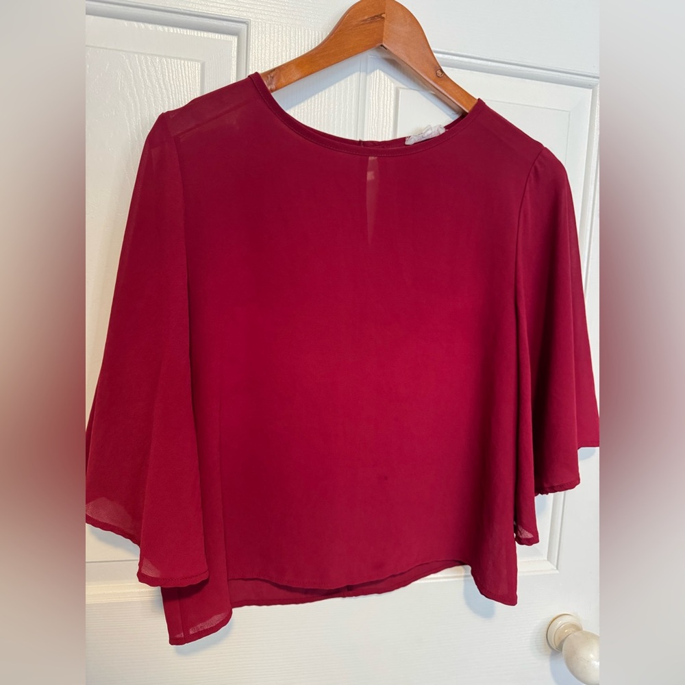 a'gaci Burgundy Flowy Chiffon Bell-Sleeve Blouse